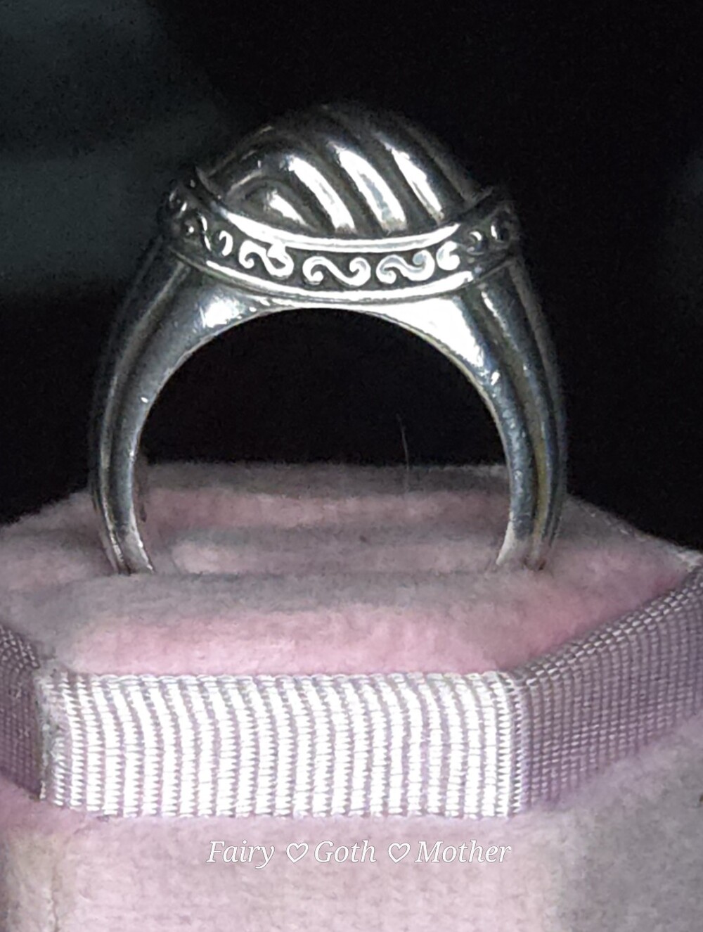 RARE Vintage Brighton Sterling Silver Textured Ribbed Dome Ring Heavy 11.4g